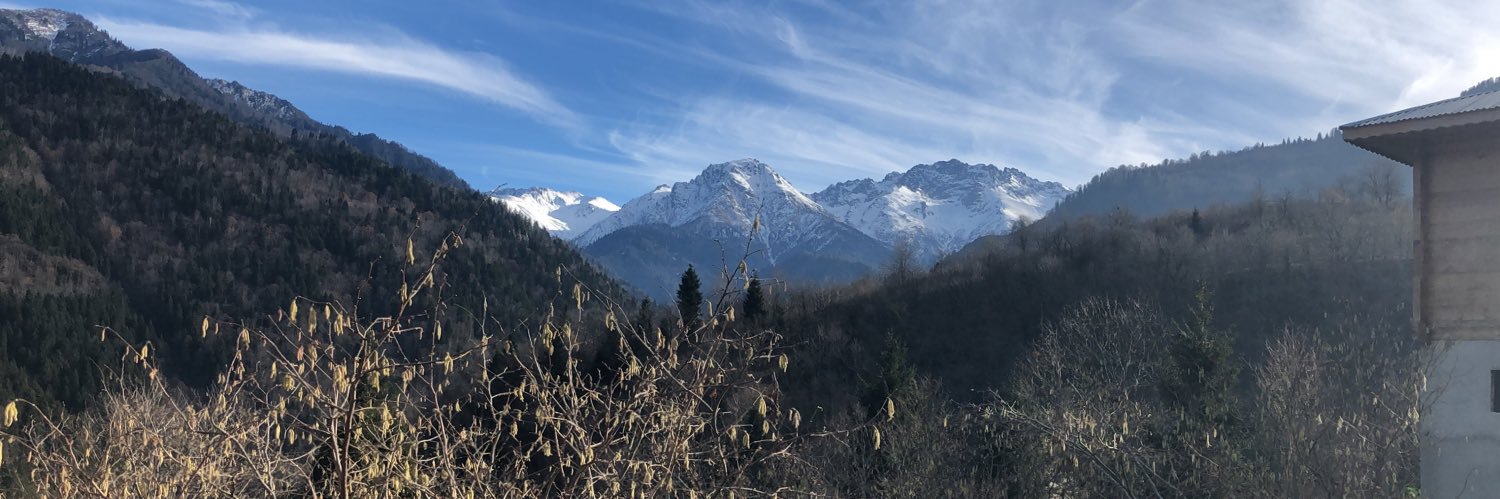 yavuz08's profile banner image