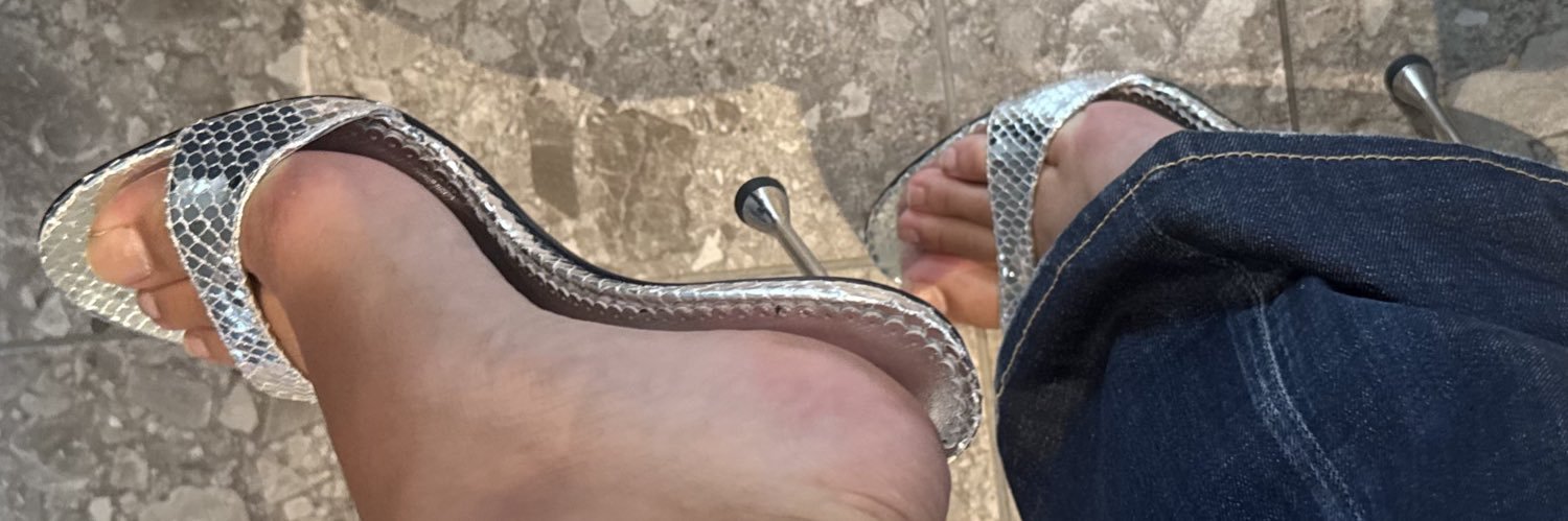 actuallynowhat's profile banner image