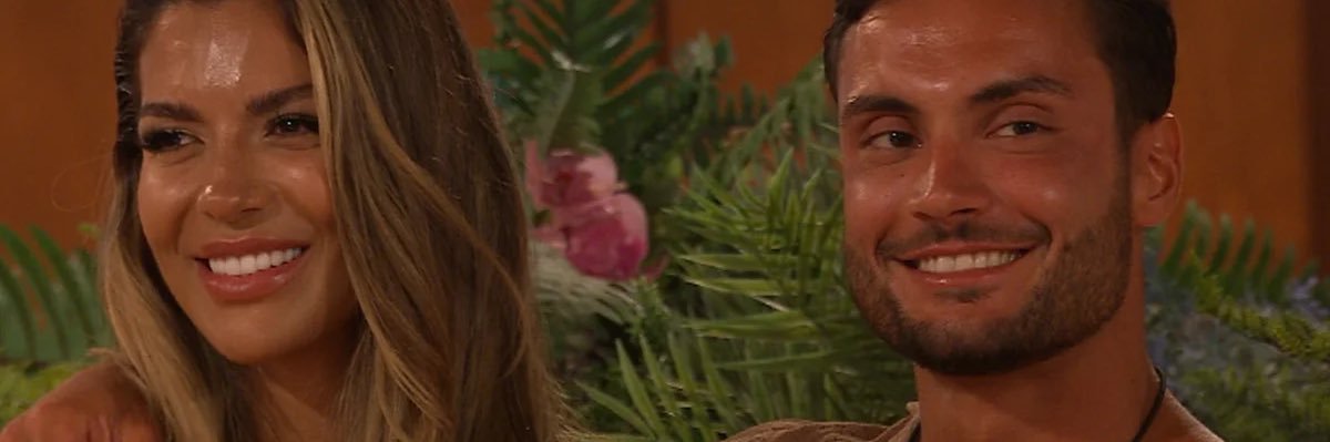 Love Island Reactions ❤️'s banner