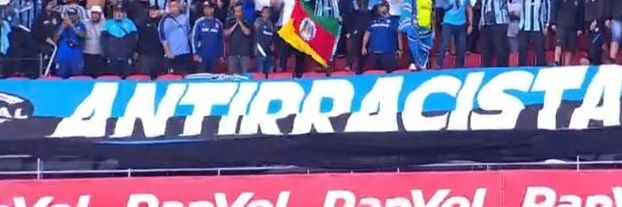 lari banner