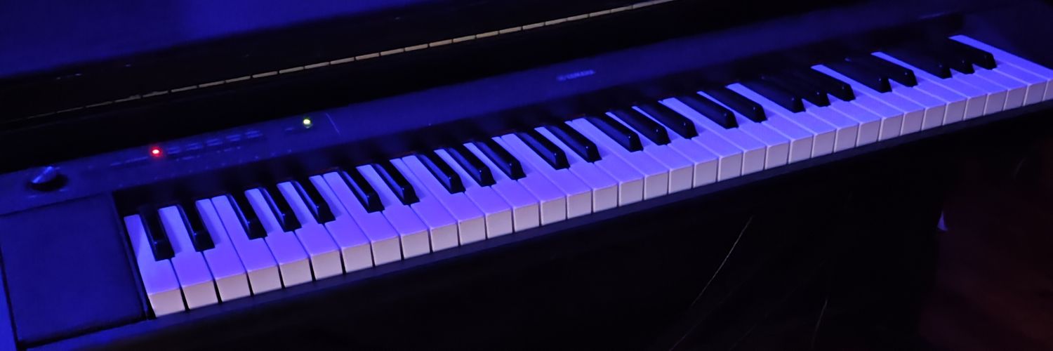 Apomi_'s profile banner image