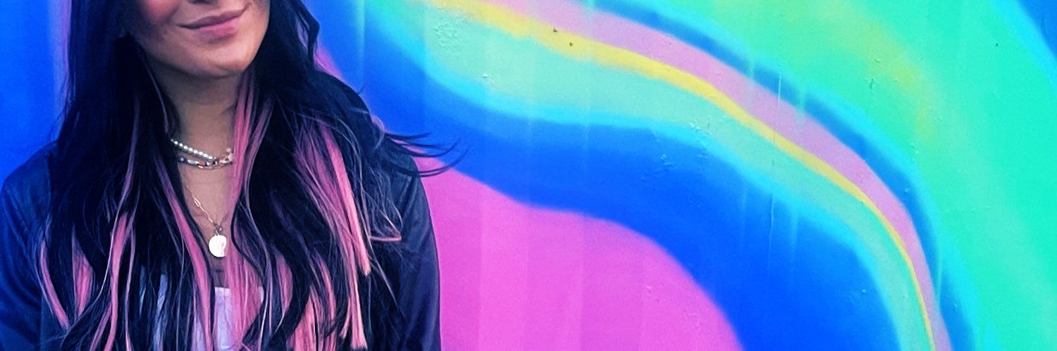 mariife5's profile banner image