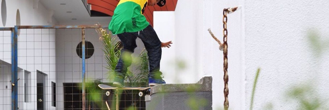 sktdinho_'s profile banner image