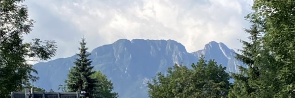 sensuniama Profile Banner