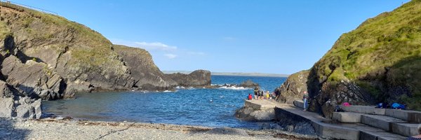 LizM13 Profile Banner