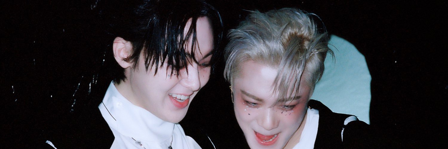 moonfly0126's profile banner image