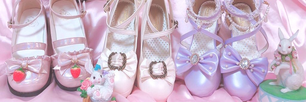 QueenBee_shoes's profile banner image