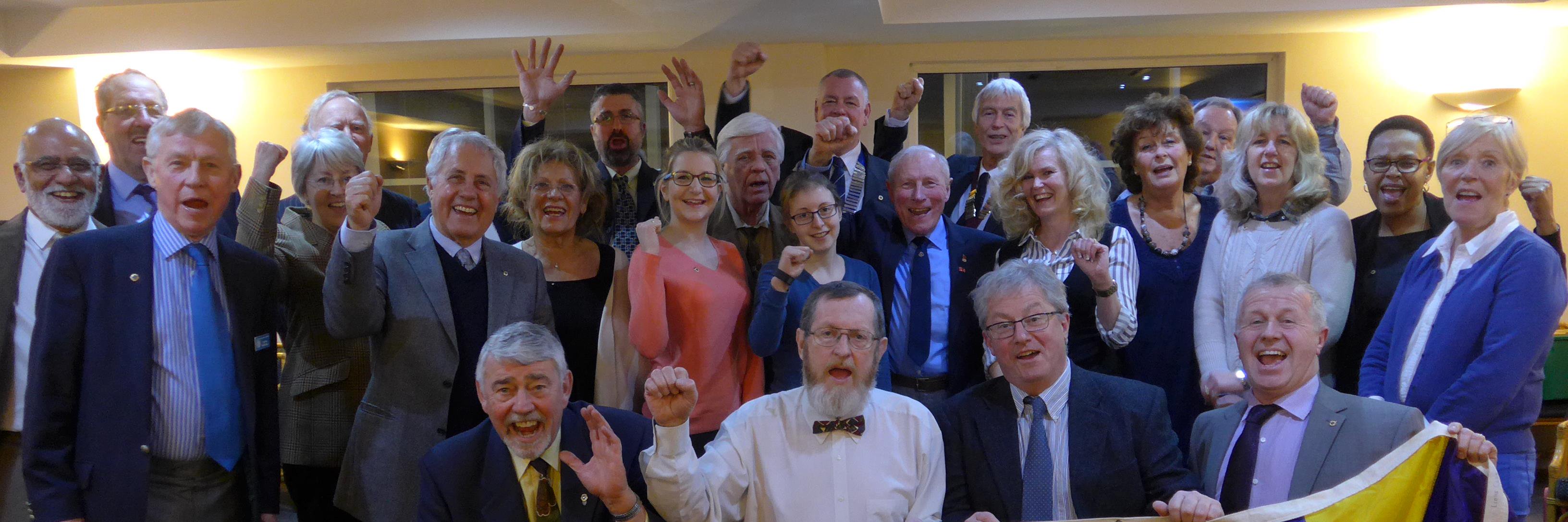 Reading Lions Club banner