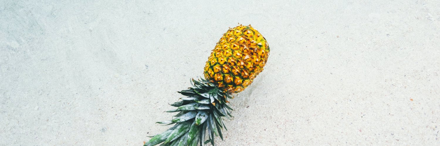 PineapplePics banner