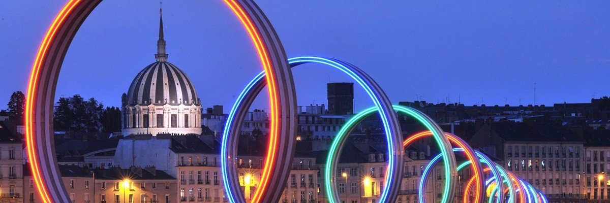 Sabrina Roué banner