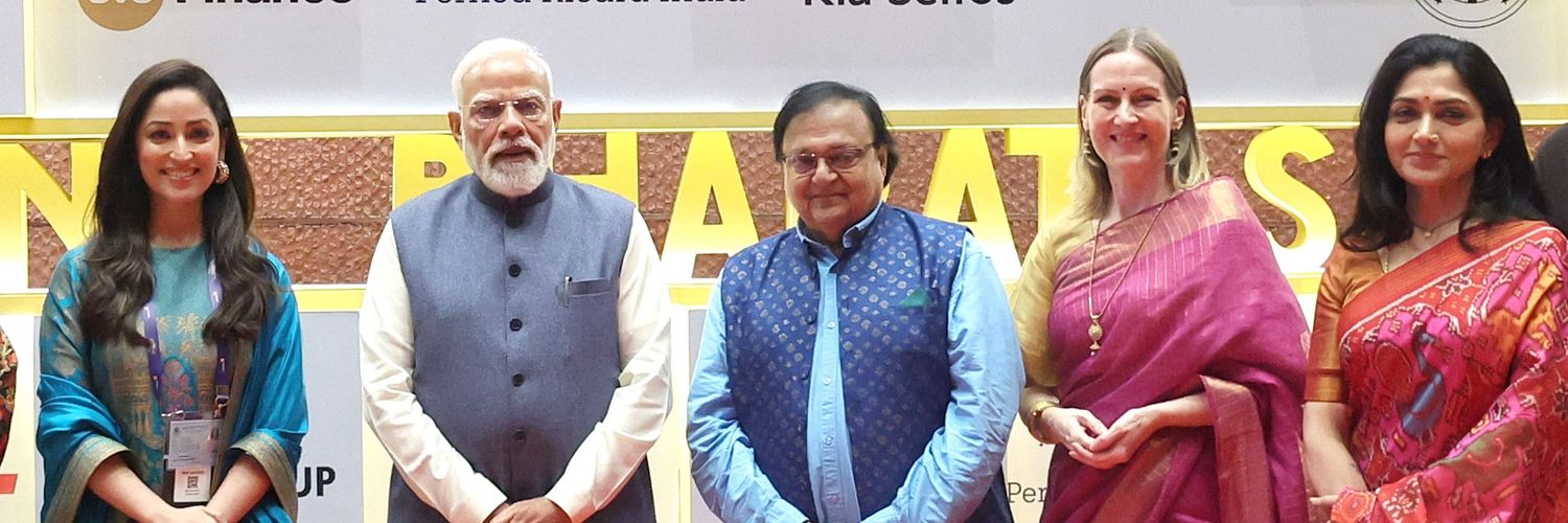 Sᴜᴢᴀɴɴᴇ Bᴇʀɴᴇʀᴛ banner