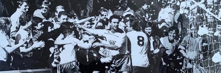 WarrenDyer1's profile banner image
