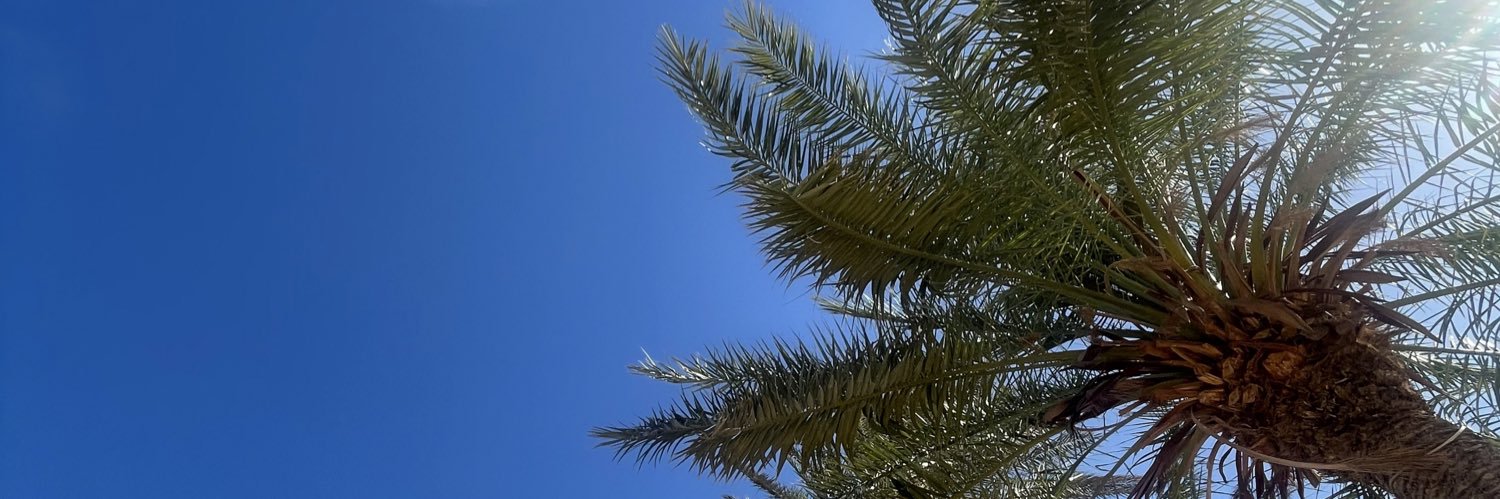 зато красивая banner