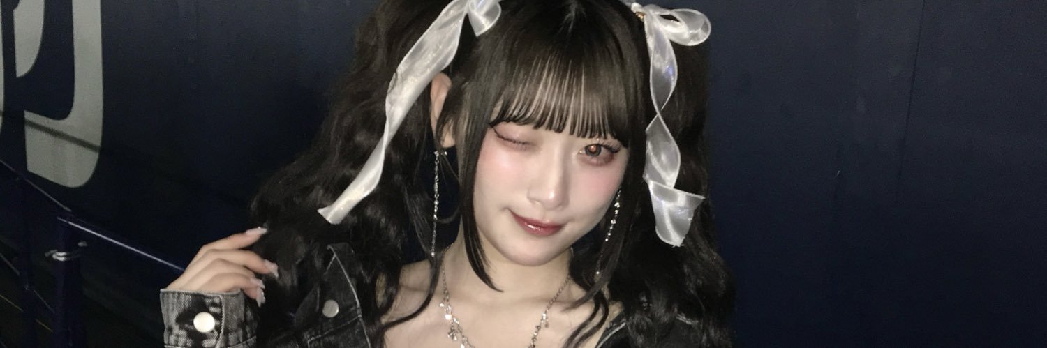 ymmmmn_Em_Ex's profile banner image