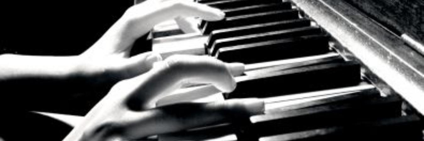 Hrobka888's profile banner image