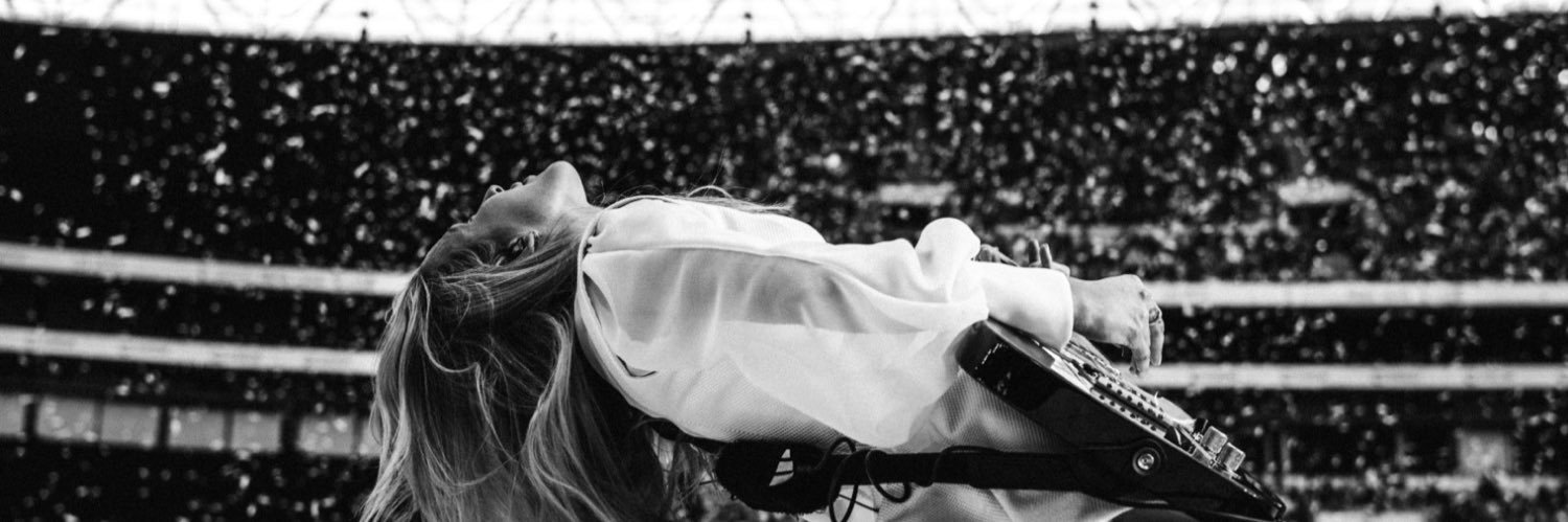 flolovescap's profile banner image