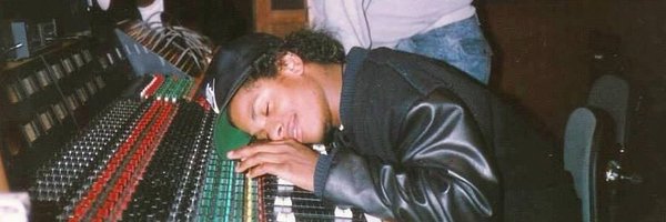 esildn Profile Banner