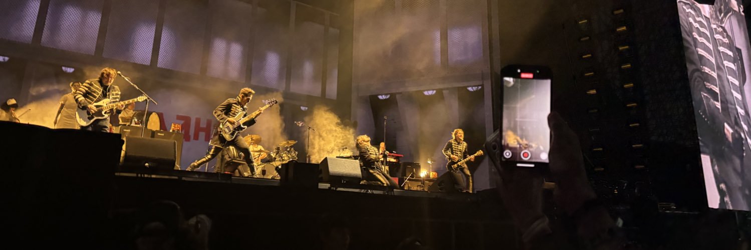 andy #1 ambulance truther!!! ✨⚰️📿🩸 banner