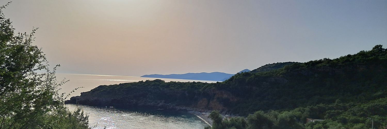 MozesMeZvatiKakoGodHoces banner