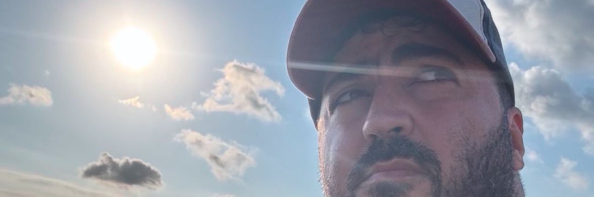 mesakoo's profile banner image