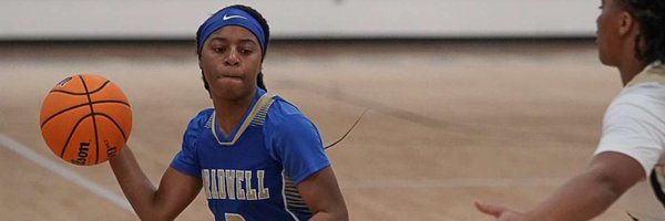 Taniyah_2x Profile Banner