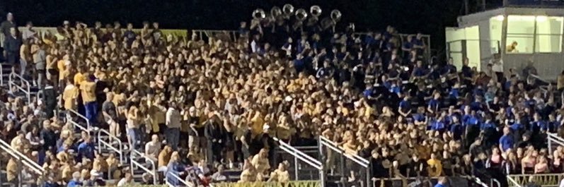 QCHS student section banner