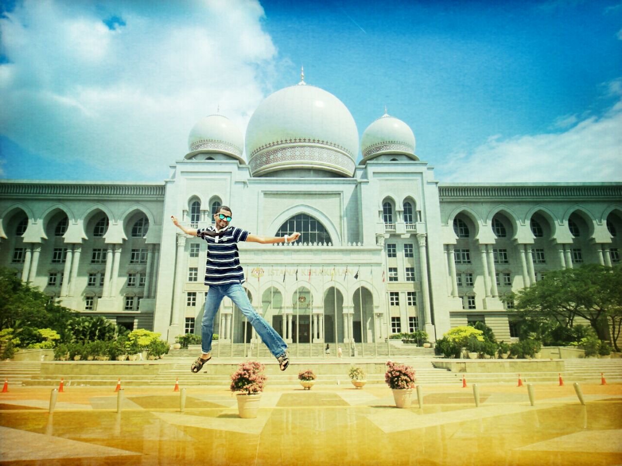 prabu_man's profile banner image