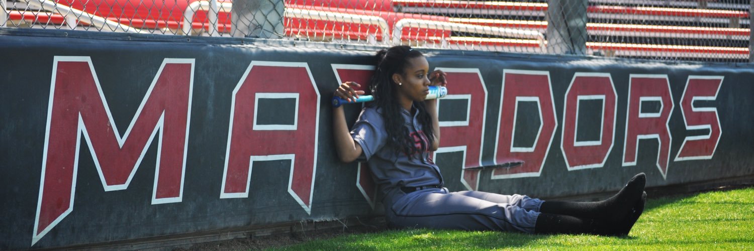 tayy_simone's profile banner image