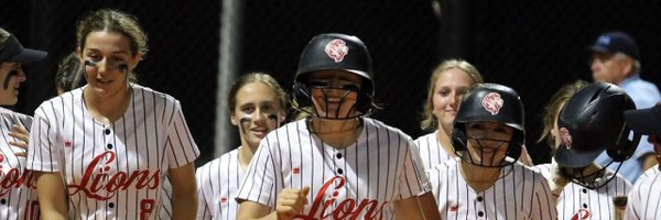 IA_softball_ Profile Banner