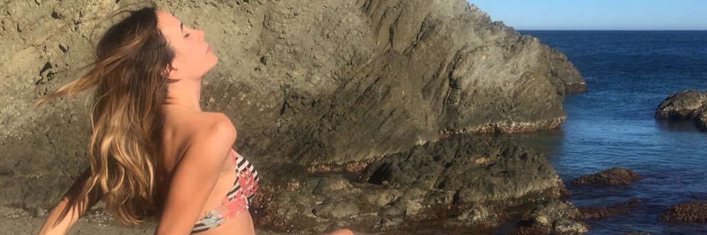 AliciaAgbm's profile banner image