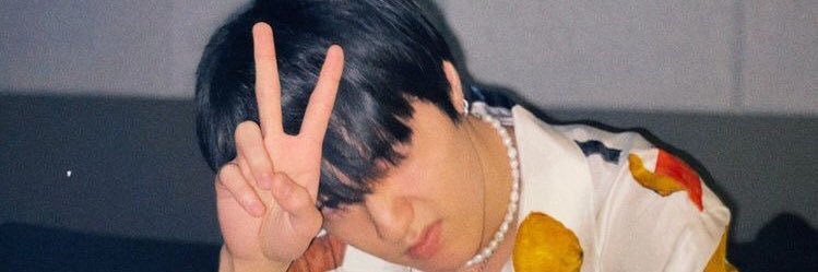 y0u banner