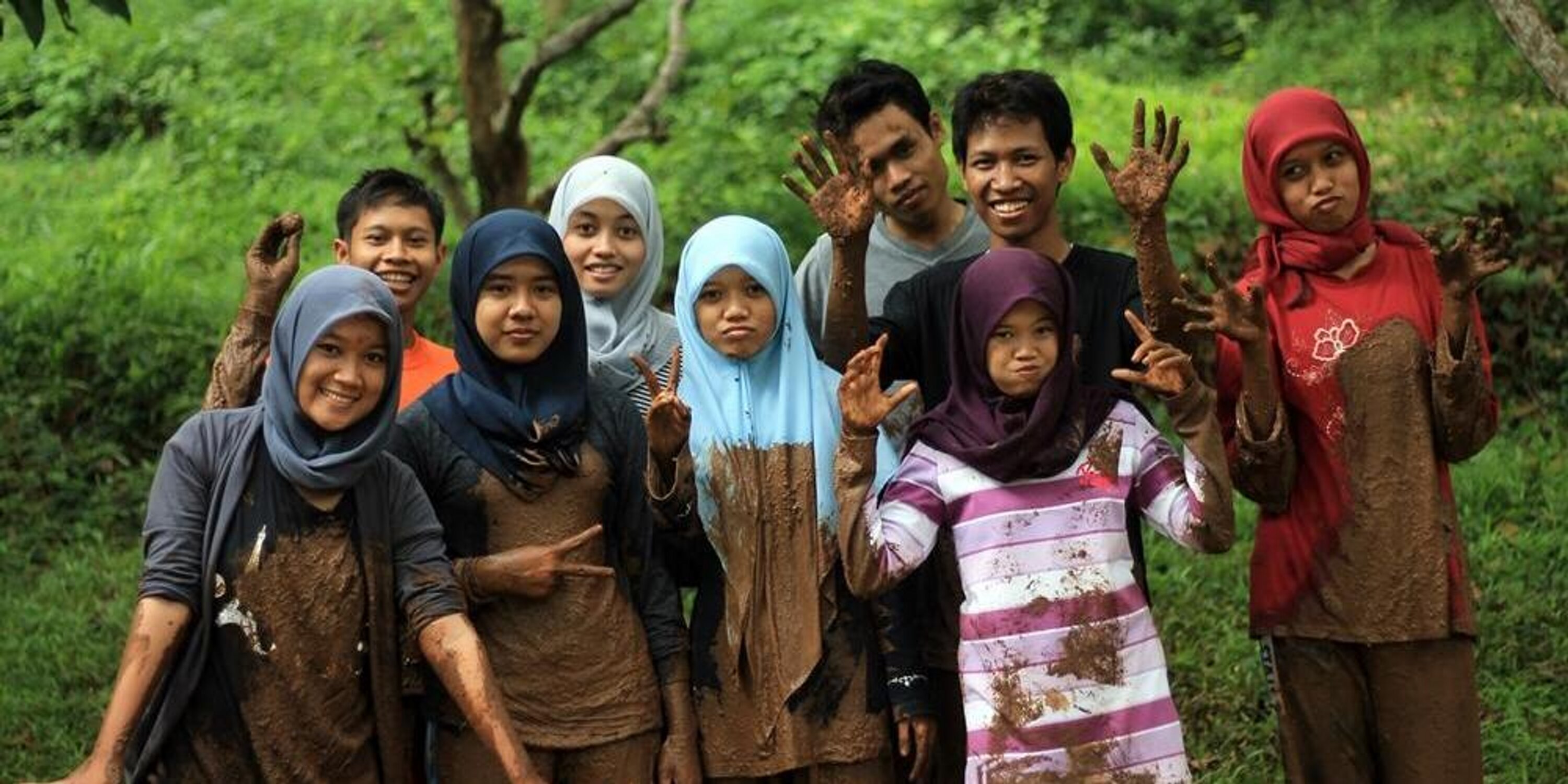 Alisyam26's profile banner image
