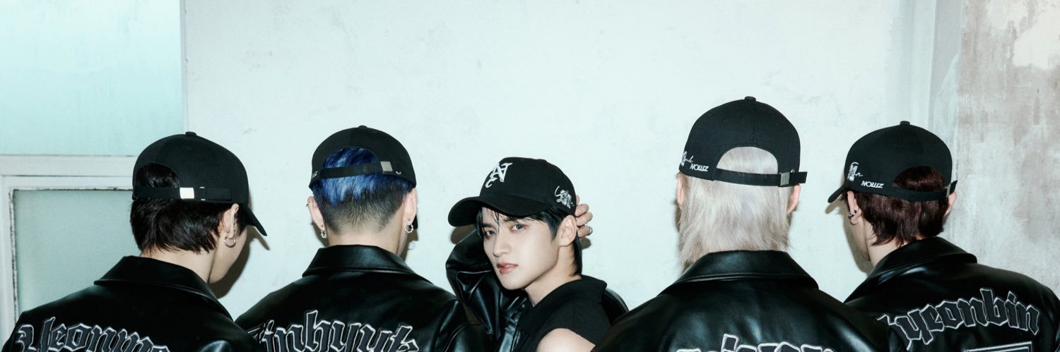 elsyooniverse's profile banner image