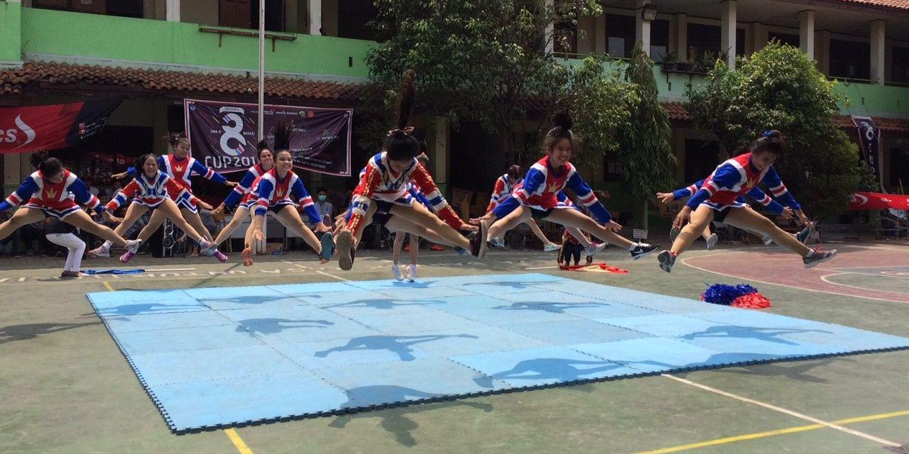 Reine Cheerleading banner