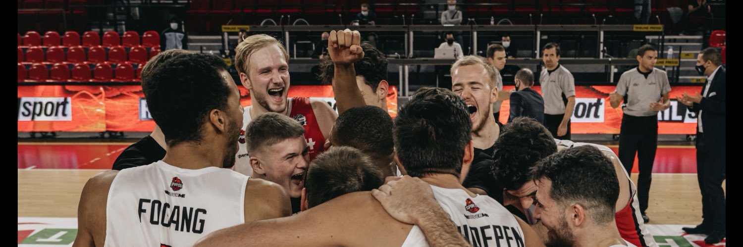 Tim Lambrecht banner