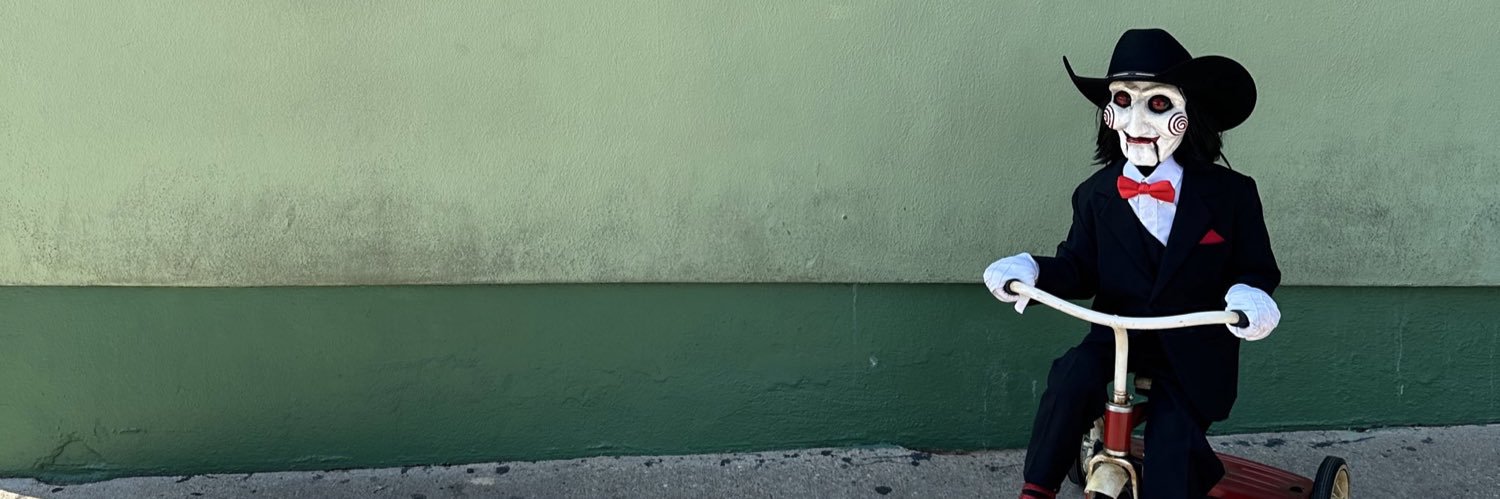 Hiddenintherose's profile banner image