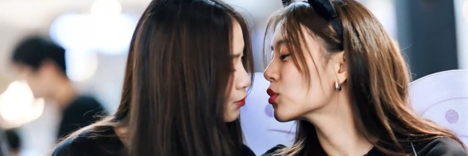 ปิรันญ่าของเปญ่า ที่มีฮูพติดมาด้วย banner