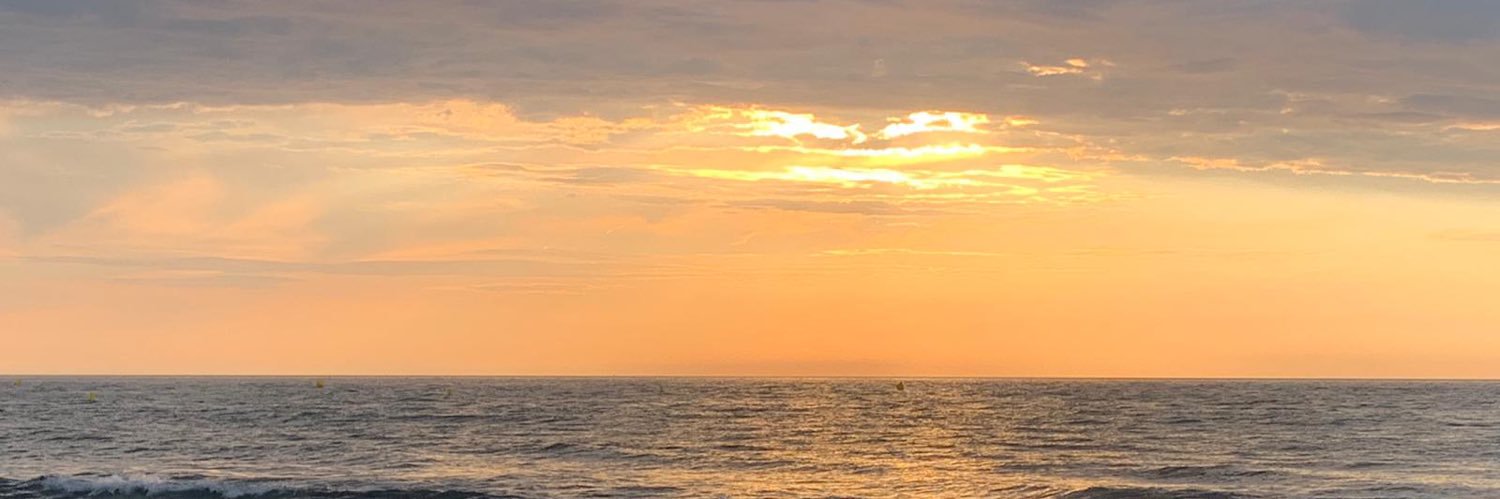 andujaresther's profile banner image