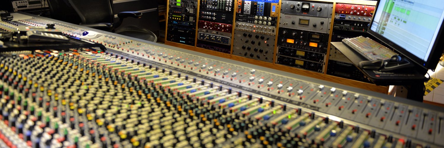 MozartStudio's profile banner image