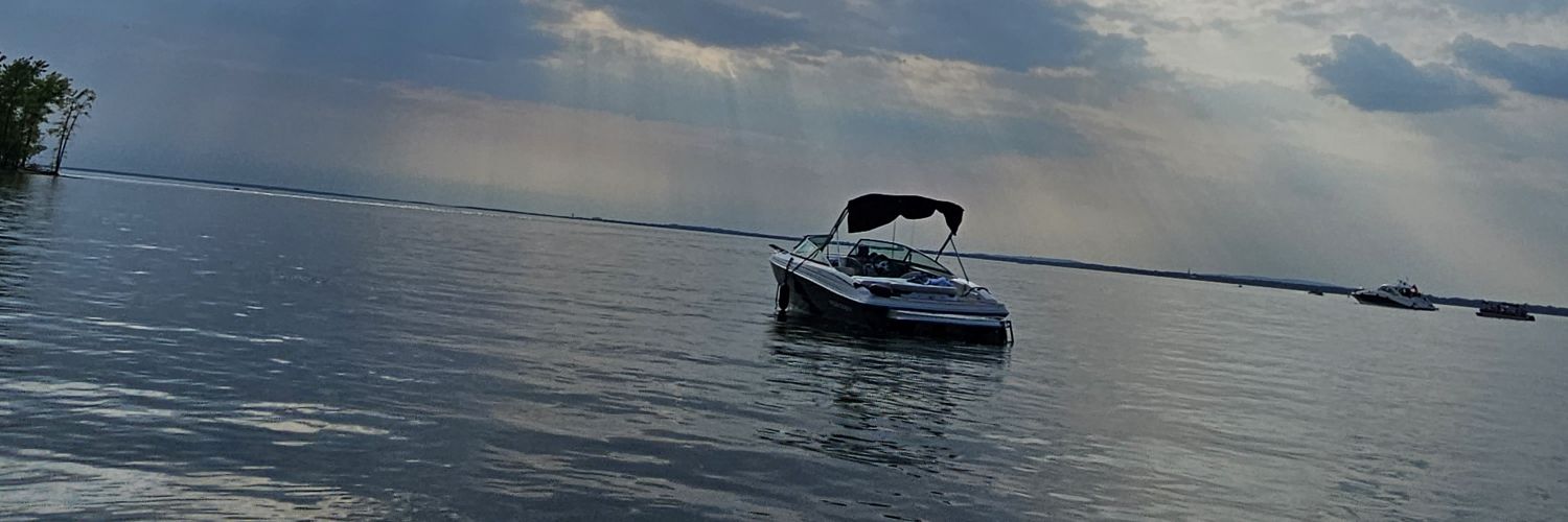 Bige42's profile banner image