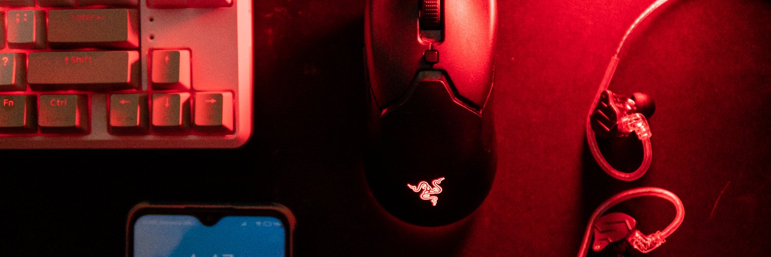 AngelouLucero's profile banner image