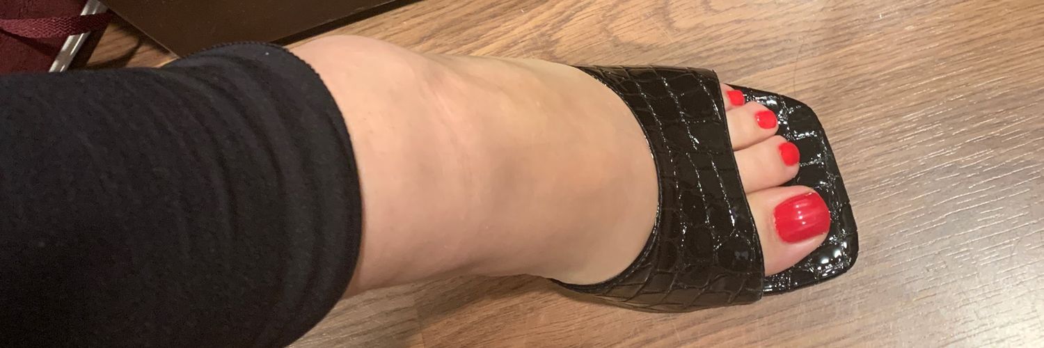 candytoebeans's profile banner image