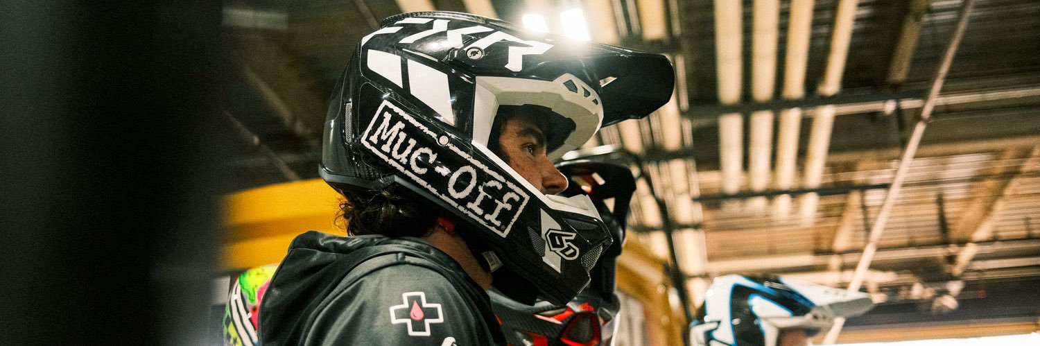 Devin Simonson banner