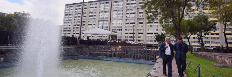 Román Meyer Falcón's banner
