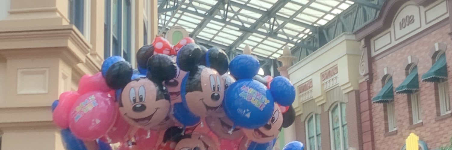 cnnll22's profile banner image
