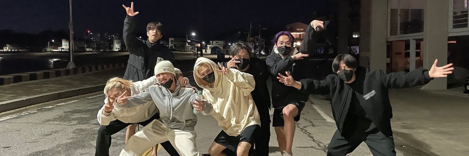 zoe VE A STRAY KIDS 🇦🇷 banner