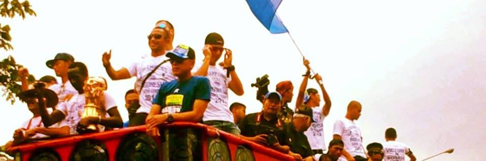 9roel's profile banner image