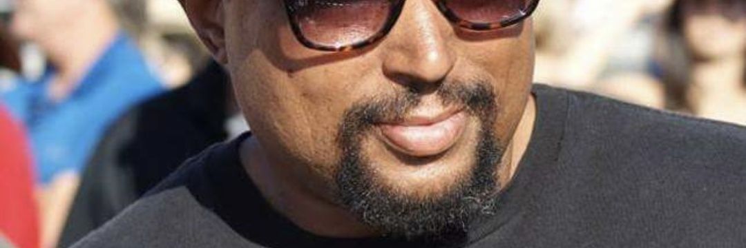 LarryYo43808210's profile banner image