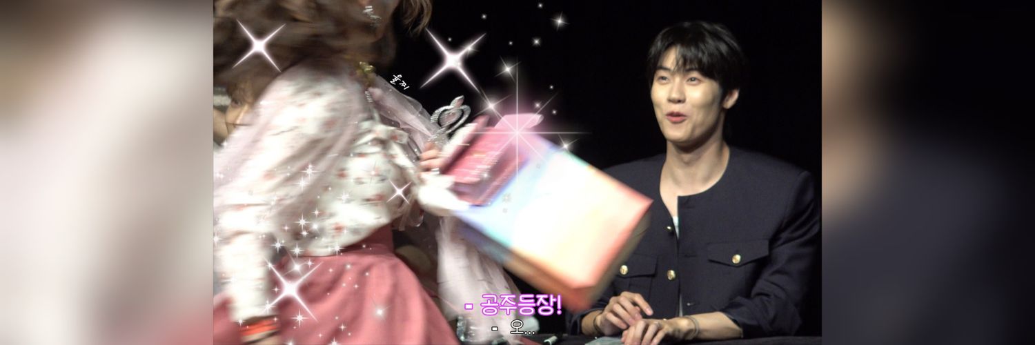 sellenyu's profile banner image