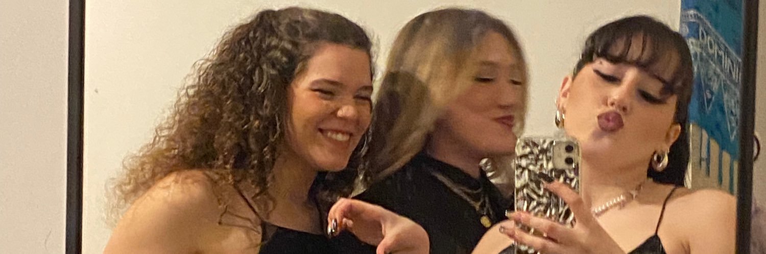 Awkwardberrie's profile banner image